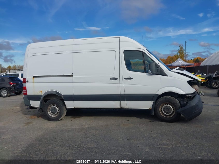 Mercedes-Benz Sprinter 2500 2018 WD3BE7CD8JP637156 Image 14