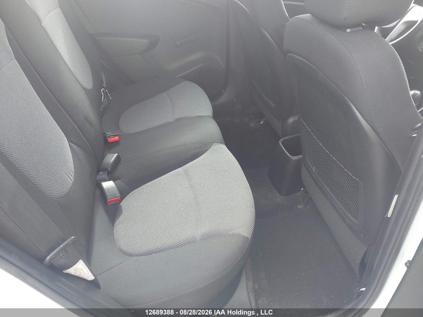 2014 HYUNDAI ACCENT HATCHBACK 1.6L I-4 DI, DOHC, VVT, REGULAR , 138HP