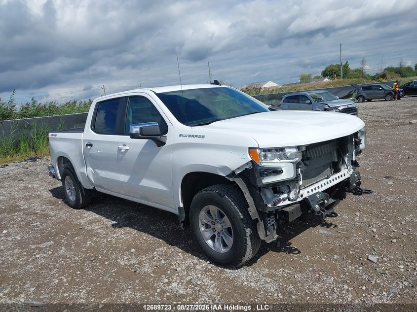 2025 Chevrolet Silverado K1500 Lt, Удар спереди, IAAI, VIN 2GCUKDED7S1218832