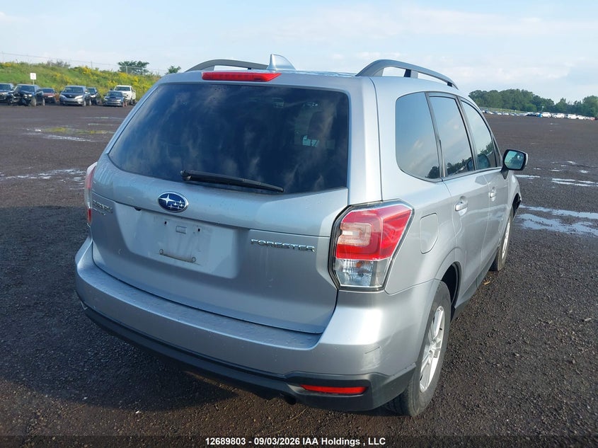 Vin: jf2sjebc0jh552015, lot: 3094541, subaru forester 20184