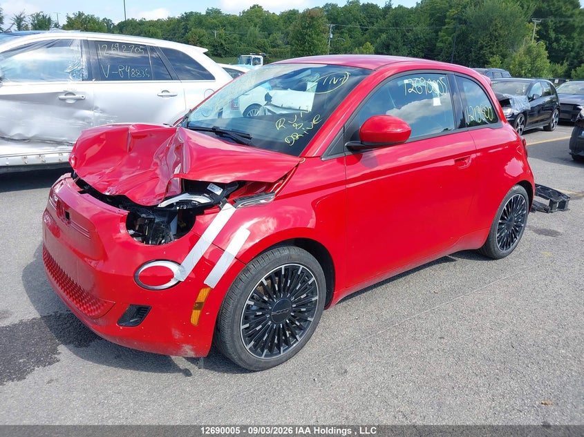 Vin: zfaffaa44rx213500, lot: 3094744, fiat 500 e red 20242