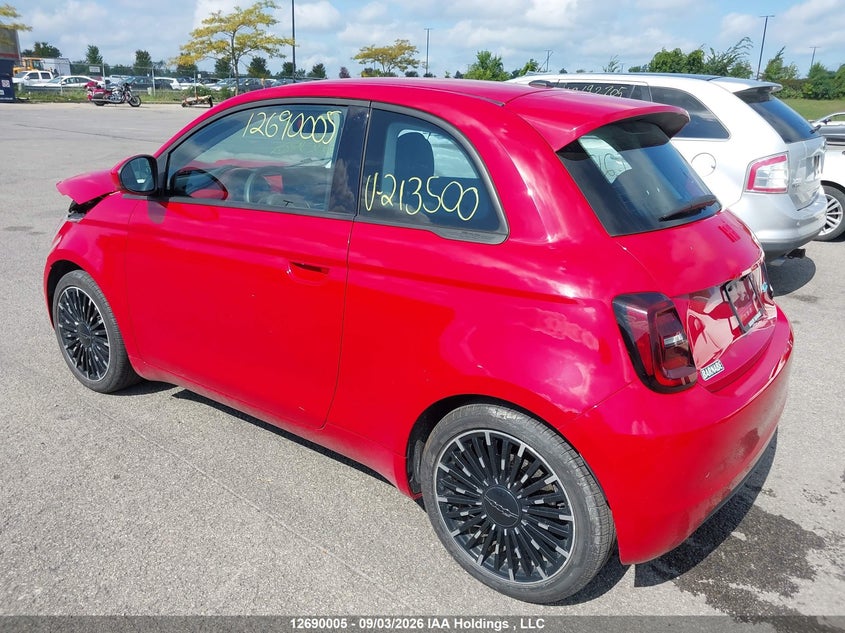 Vin: zfaffaa44rx213500, lot: 3094744, fiat 500 e red 20243