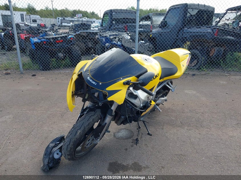2001 Suzuki Gsx-R600, Удар спереди, IAAI, VIN JS1GN7BA612104037 — фото 2