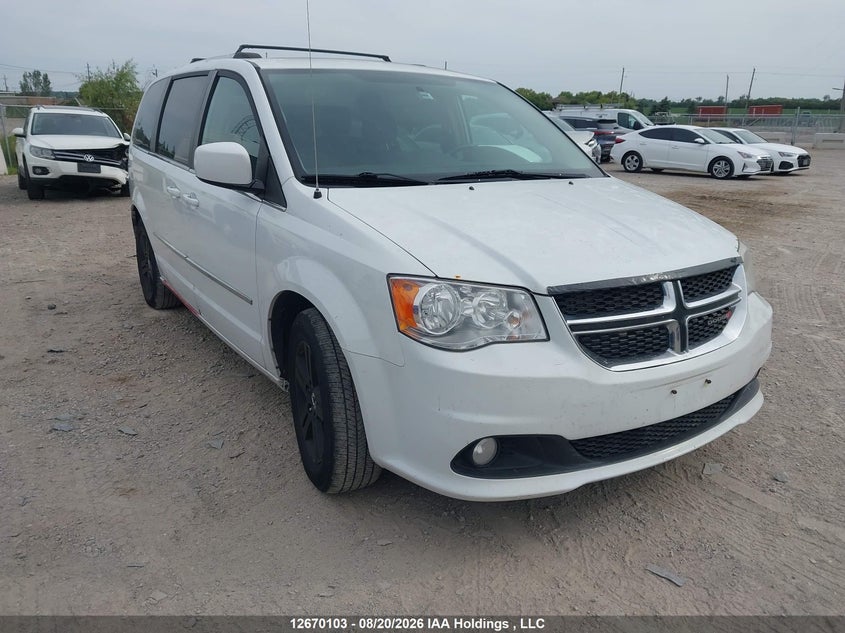 2017 Dodge Grand Caravan Crew, Удар сзади, IAAI, VIN 2C4RDGDG3HR787152