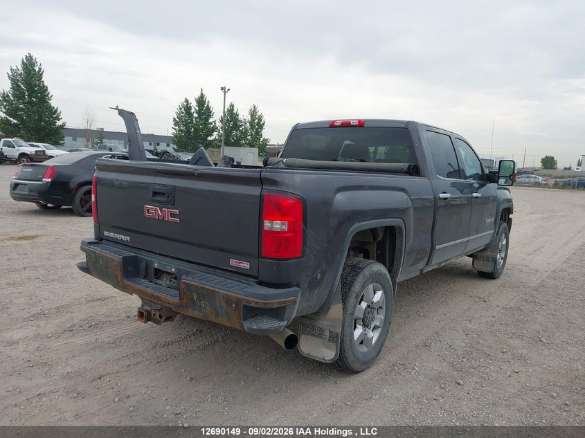 2015 GMC SIERRA 3500HD SLT PICKUP 6.6L V-8 DI, TURBO, 397HP