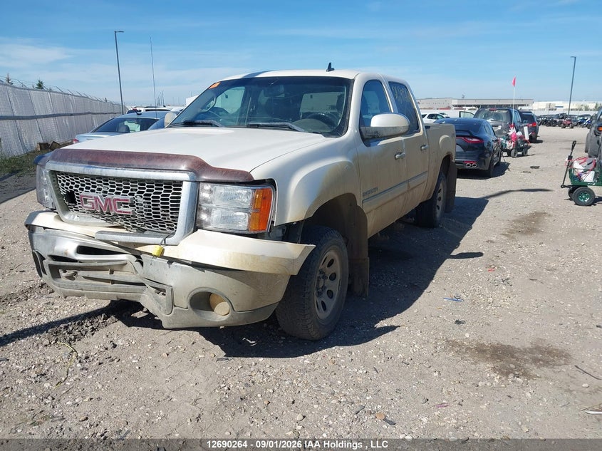 2010 GMC Sierra, Front, IAAI, VIN 3GTRKWE32AG272988 — photo 2