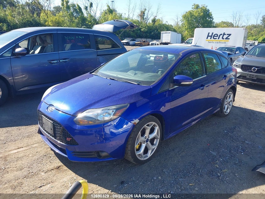 2013 Ford Focus ST, Удар ззаду, IAAI, VIN 1FADP3L94DL127756 — фото 2