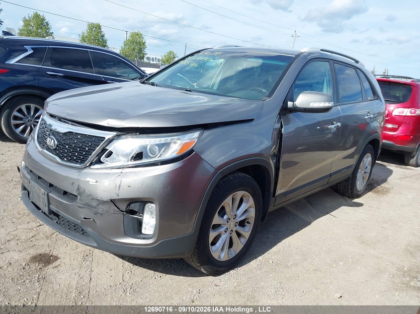 2015 Kia Sorento, Удар спереду, IAAI, VIN 5XYKUDA78FG585980 — фото 2