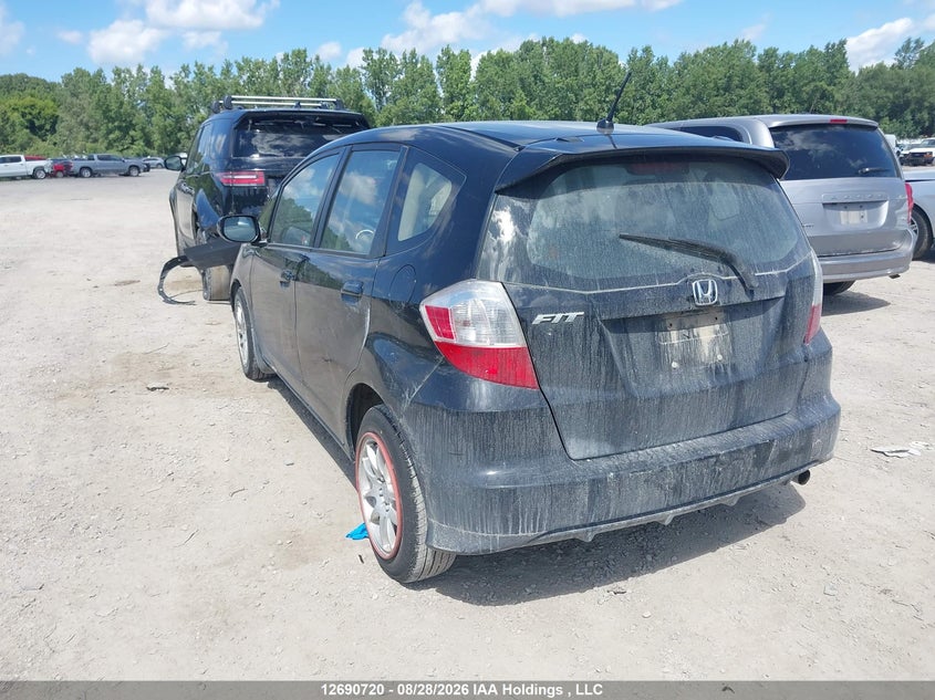 Vin: lucge8h55d3005791, lot: 3095544, honda fit lx 20133
