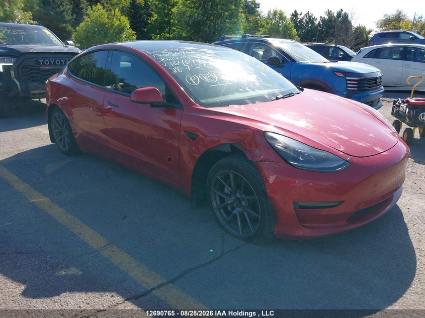 2022 Tesla Model 3 Rwd/Standard Range, Right Front, IAAI, VIN 5YJ3E1EA1NF164694