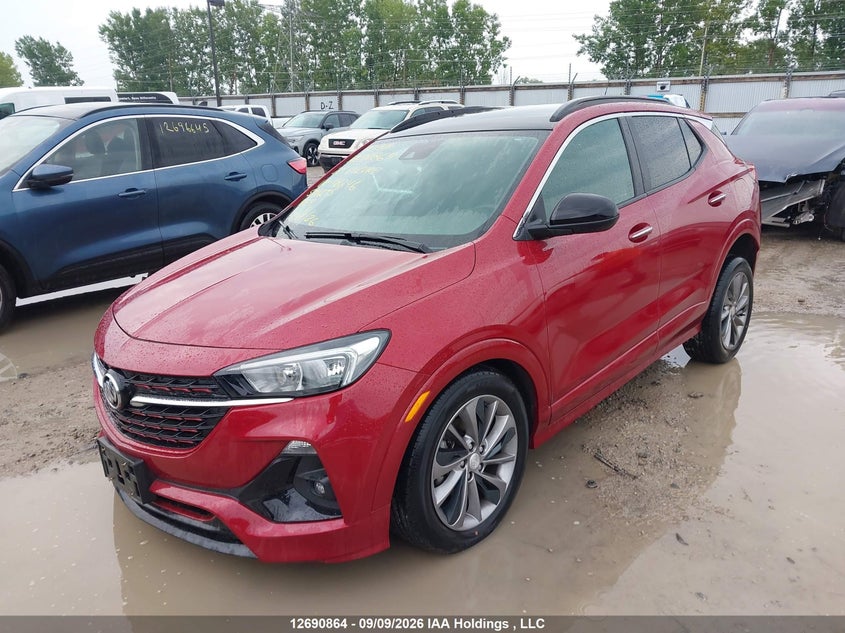 2020 Buick Encore GX, Right Side, IAAI, VIN KL4MMCSL6LB118846 — photo 2