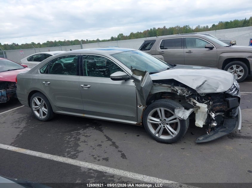 2012 VOLKSWAGEN PASSAT SEDAN 2.5L I-5 DOHC, VVT, REGULAR , 170HP