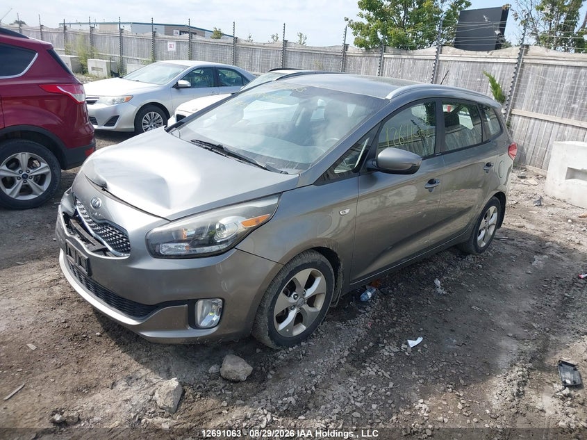 Vin: knaht8a39f7084267, lot: 3095899, kia rondo lx/lx value/lx winter edition 20152