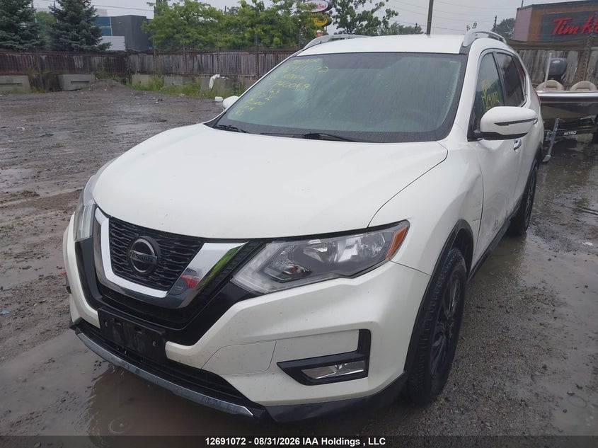2018 Nissan Rogue, Left Side, IAAI, VIN 5N1AT2MT3JC740049 — photo 2