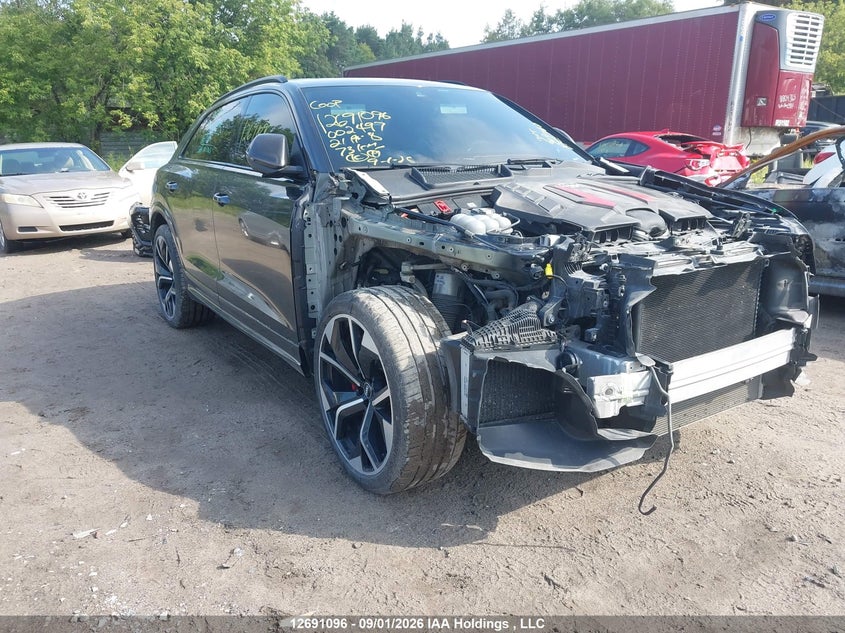 2021 Audi Rs Q8, Удар спереди, IAAI, VIN WU1ARAF18MD002497