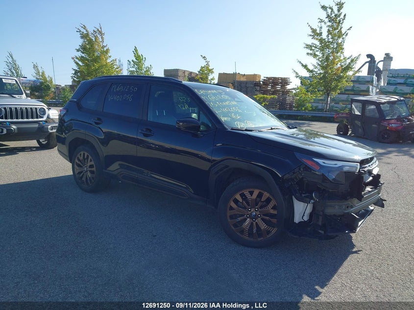 2025 Subaru Forester Sport, Удар спереди, IAAI, VIN JF2SLDHC3SH402056