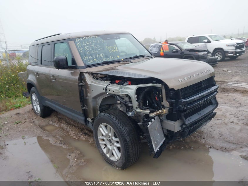 2026 Land Rover Defender 110 S, Удар спереди, IAAI, VIN SALEJ7EX8T2602163