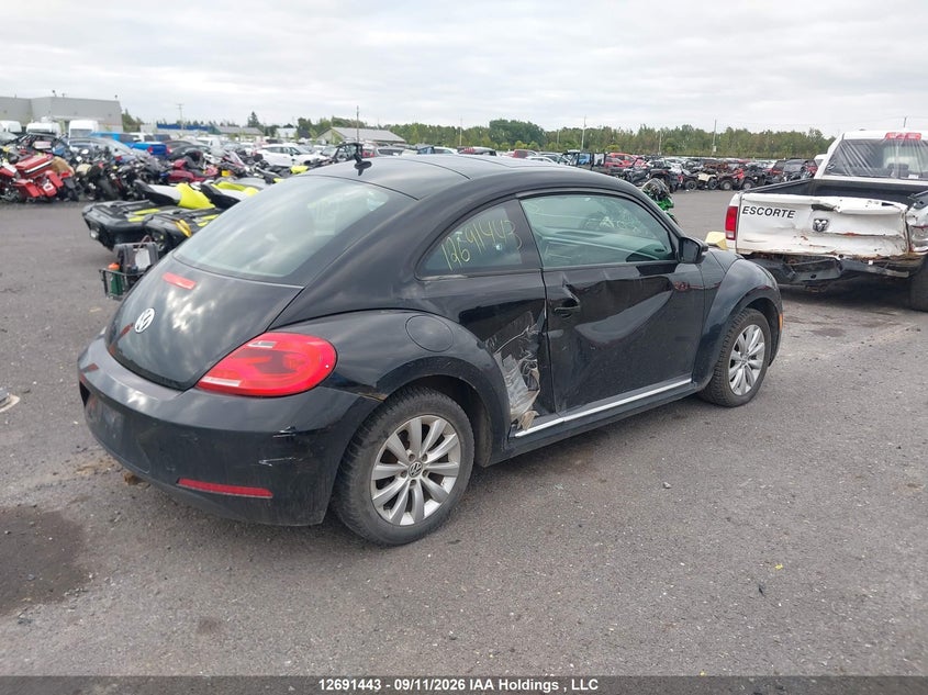 Vin: 3vwhx7at7cm632346, lot: 3096304, volkswagen beetle 20124