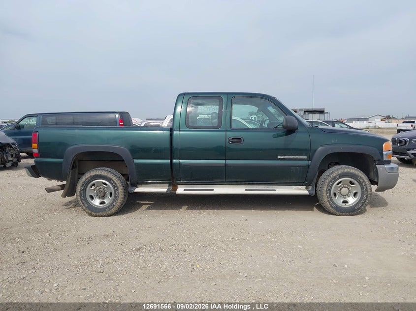 2004 GMC SIERRA PICKUP 6.0L V-8 REGULAR , 300HP
