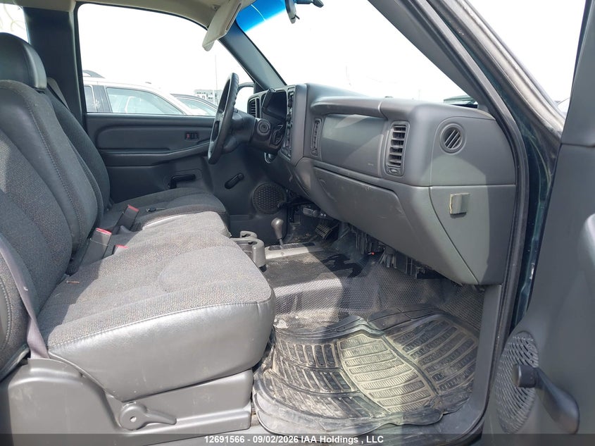 2004 GMC SIERRA PICKUP 6.0L V-8 REGULAR , 300HP
