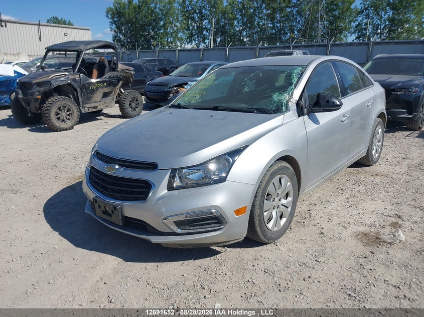 2016 Chevrolet Cruze Limited 1Lt, Front, IAAI, VIN 1G1PE5SB7G7124255 — photo 2