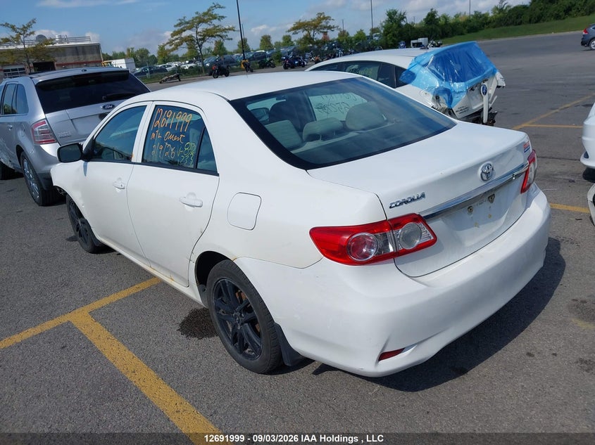 Vin: 2t1bu4ee1cc852733, lot: 3096872, toyota corolla 20123