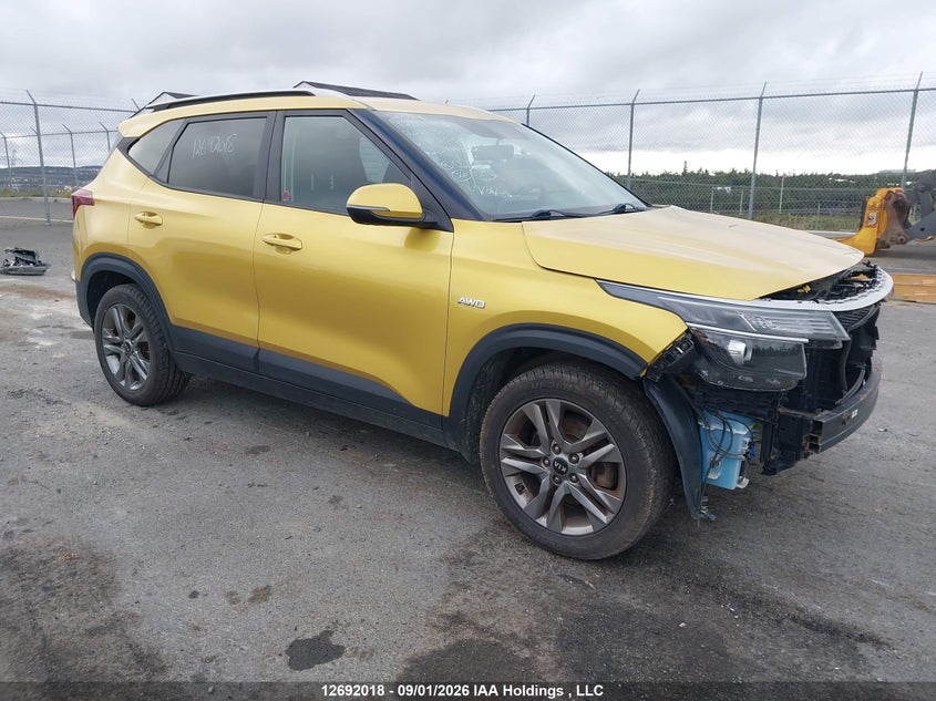 2021 Kia Seltos Lx, Удар спереди, IAAI, VIN KNDEPCAAXM7110853