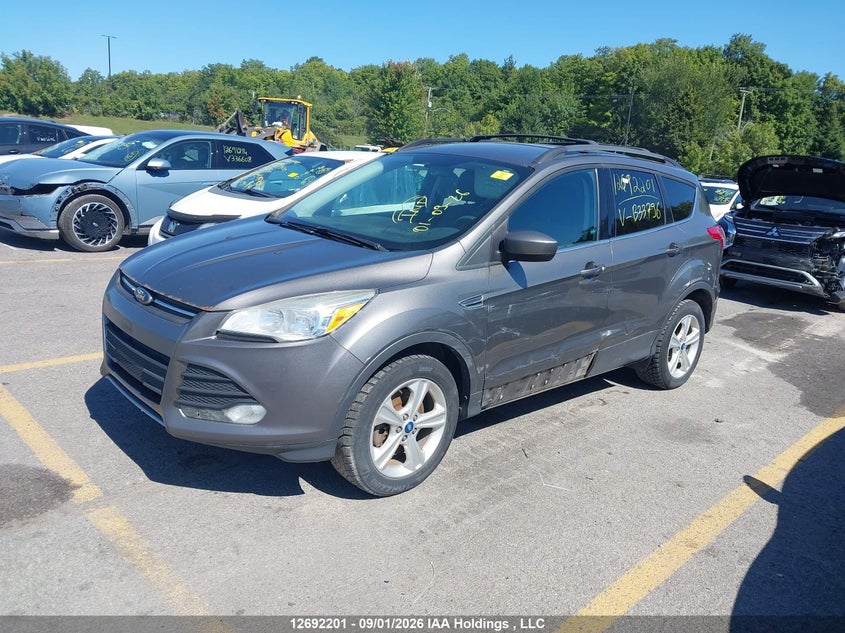 Vin: 1fmcu9g90dub33796, lot: 3097078, ford escape se 20132