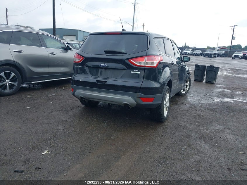 Vin: 1fmcu0gx4fub99376, lot: 3097179, ford escape se 20154