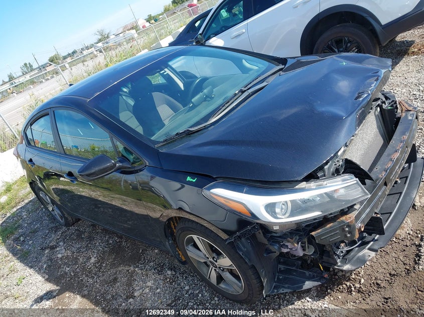2018 Kia Forte Lx/S, Удар спереди, IAAI, VIN 3KPFL4A72JE282560