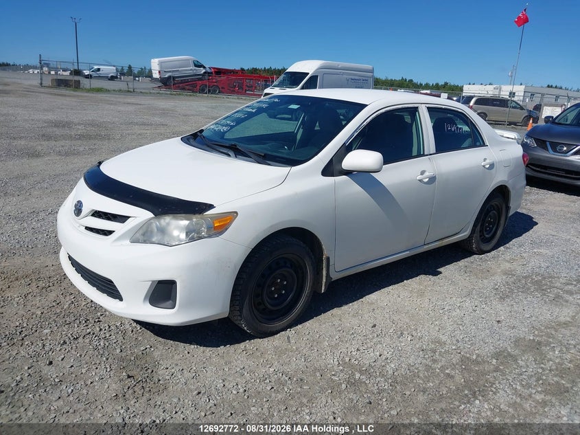 Vin: 2t1bu4ee2dc055117, lot: 3097682, toyota corolla s/le 20132
