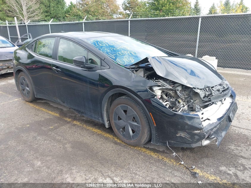 2023 Toyota Prius Prime Se, Удар спереди, IAAI, VIN JTDACACU2P3009940