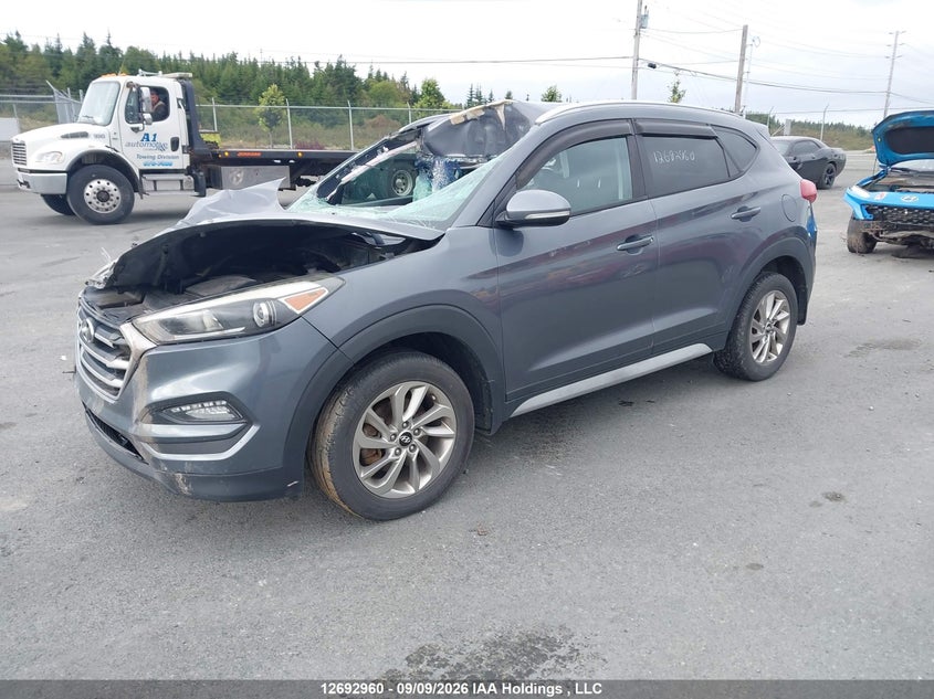 2017 Hyundai Tucson Premium, Front, IAAI, VIN KM8J33A40HU435048 — photo 2