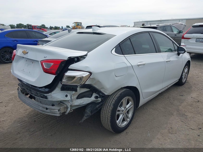 Vin: 1g1be5sm0j7229853, lot: 3098101, chevrolet cruze lt 20184