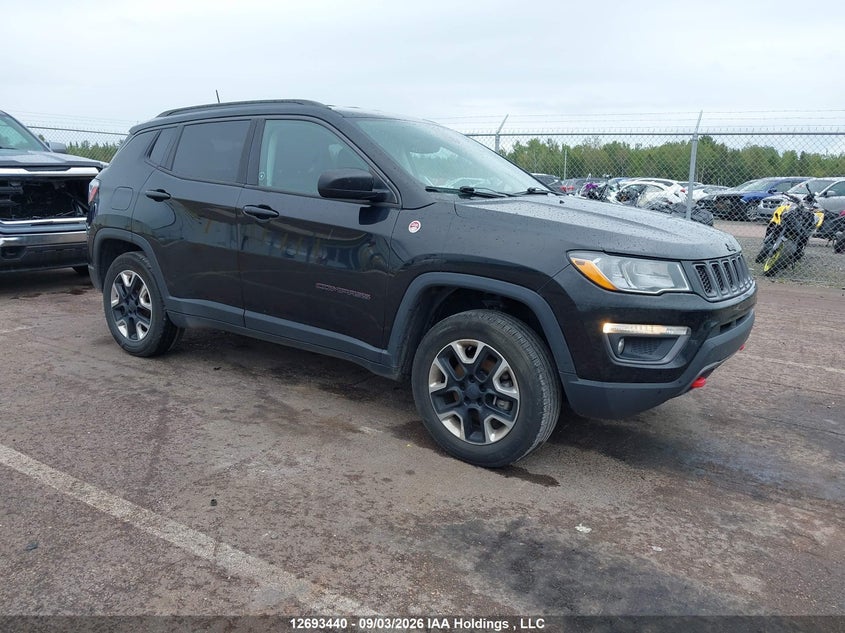 2017 Jeep Compass Trailhawk, Left Side, IAAI, VIN 3C4NJDDB9HT659408
