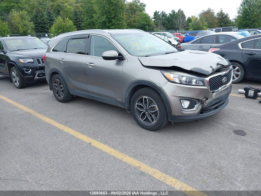 2017 Kia Sorento 2.0L Lx Turbo, Удар спереди, IAAI, VIN 5XYPGDA13HG315809