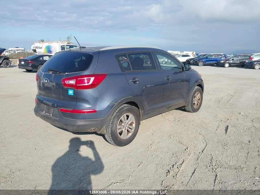 Vin: kndpb3a26d7469424, lot: 3098765, kia sportage 20134