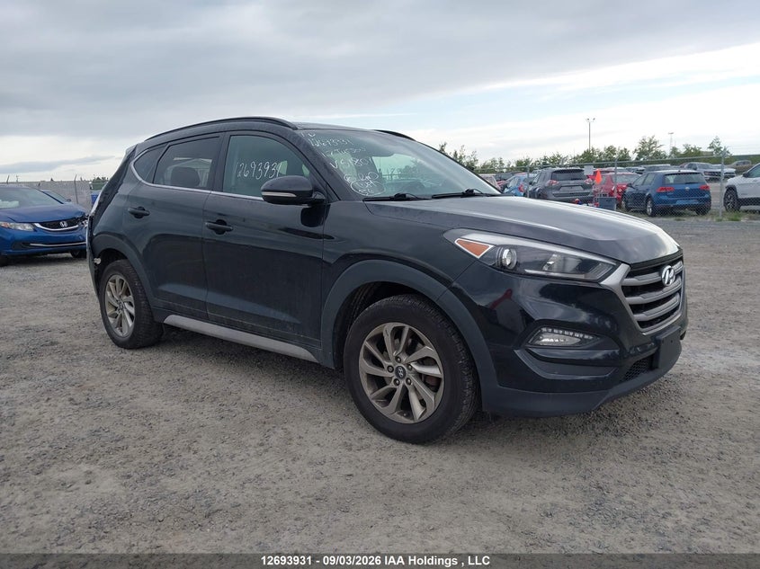 2017 Hyundai Tucson Luxury, Удар сзади, IAAI, VIN KM8J3CA48HU518078