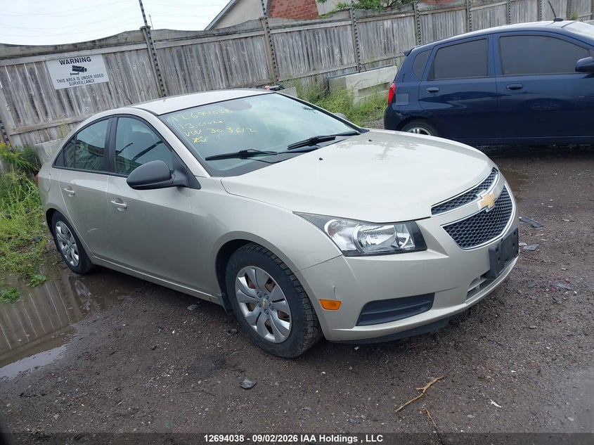 2013 Chevrolet Cruze Ls, Лівий бік, IAAI, VIN 1G1PL5SH5D7303612
