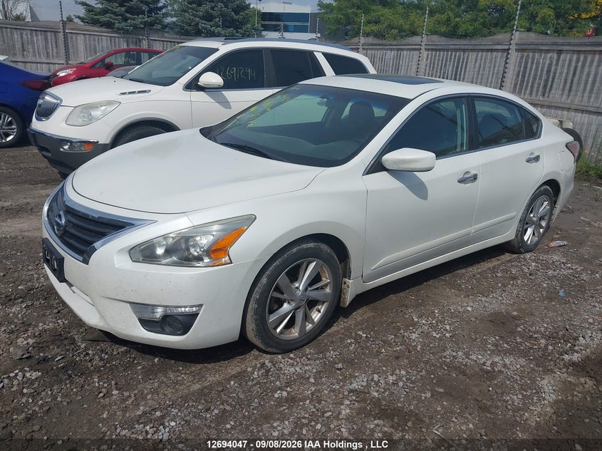 2014 Nissan Altima, Удар спереди, IAAI, VIN 1N4AL3AP1EN351492 — фото 2