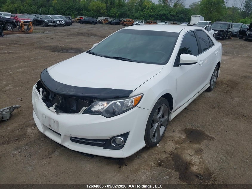 2013 Toyota Camry L/Se/Le/Xle, Front, IAAI, VIN 4T1BF1FK6DU203734 — photo 2