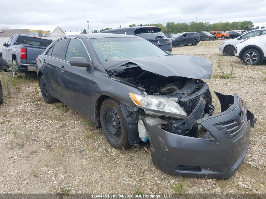 2007 Toyota Camry Ce/Le/Xle/Se, Удар спереди, IAAI, VIN 4T1BE46K47U019319
