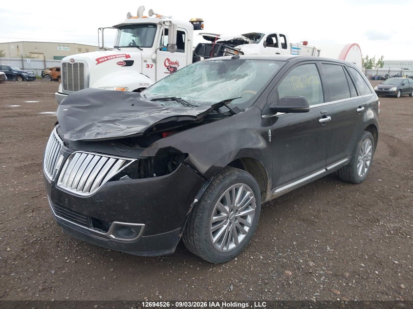 2013 Lincoln MKX, Удар спереду, IAAI, VIN 2LMDJ8JK1DBL23670 — фото 2
