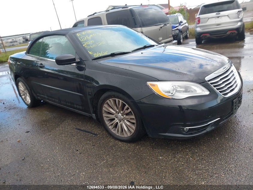 2011 Chrysler 200 Touring, Front, IAAI, VIN 1C3BC2EG2BN566320