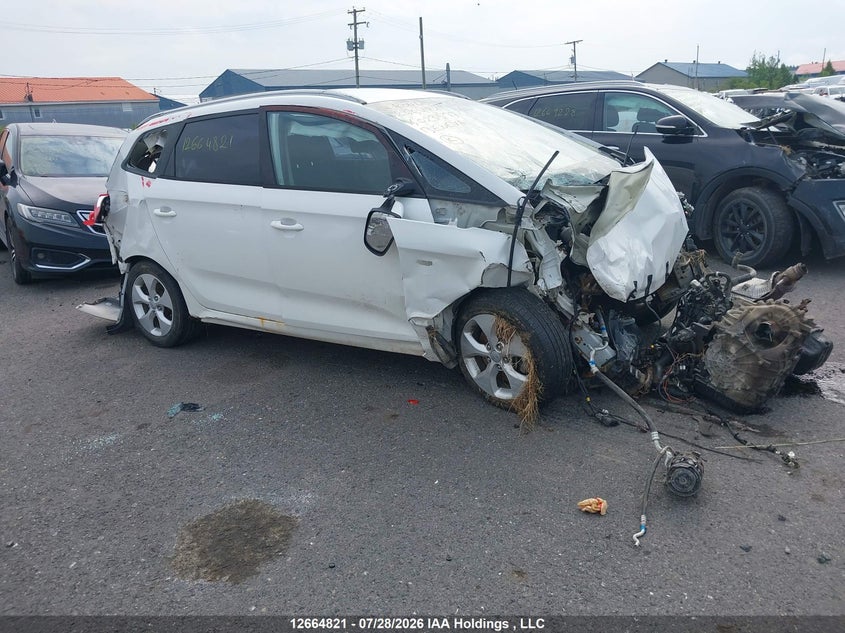 Vin: knaht8a39e7023533, lot: 3099708, kia rondo lx 2014 img_1