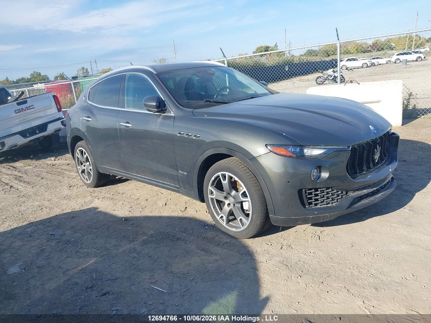 2018 Maserati Levante Granlusso, Удар спереди, IAAI, VIN ZN661XUL9JX271442