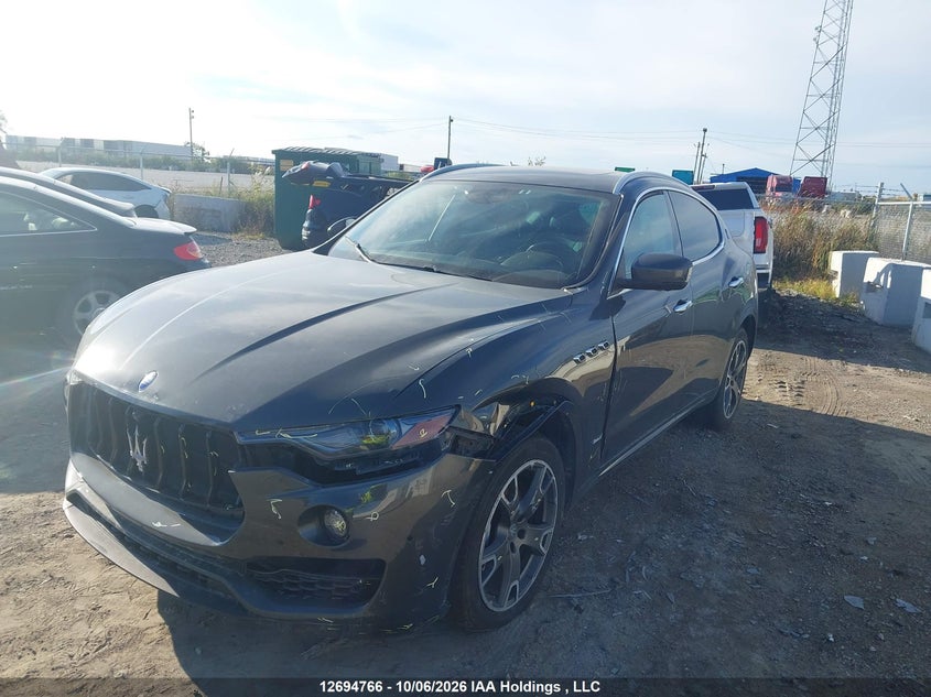 2018 Maserati Levante Granlusso, Front, IAAI, VIN ZN661XUL9JX271442 — photo 2