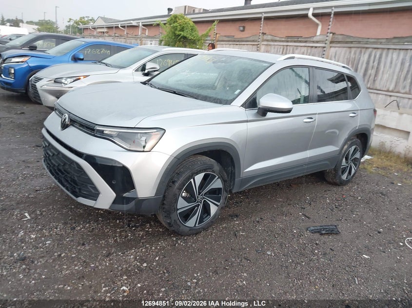 2025 Volkswagen Taos Comfortline, Двигатель, IAAI, VIN 3VVUC7B29SM062904 — фото 2