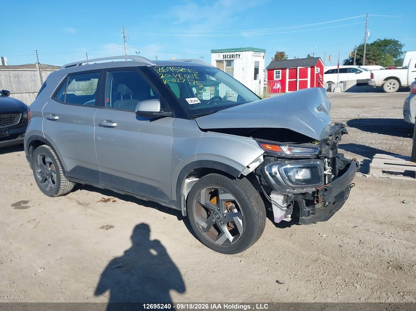 2020 Hyundai Venue, Удар спереди, IAAI, VIN KMHRC8A35LU027175