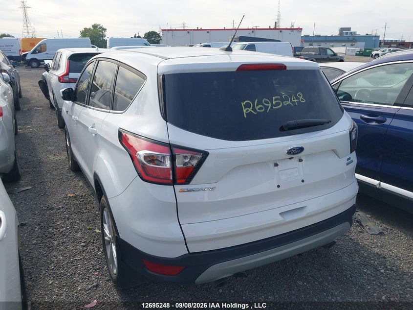 Vin: 1fmcu0gd7hue58807, lot: 3100275, ford escape se 20173